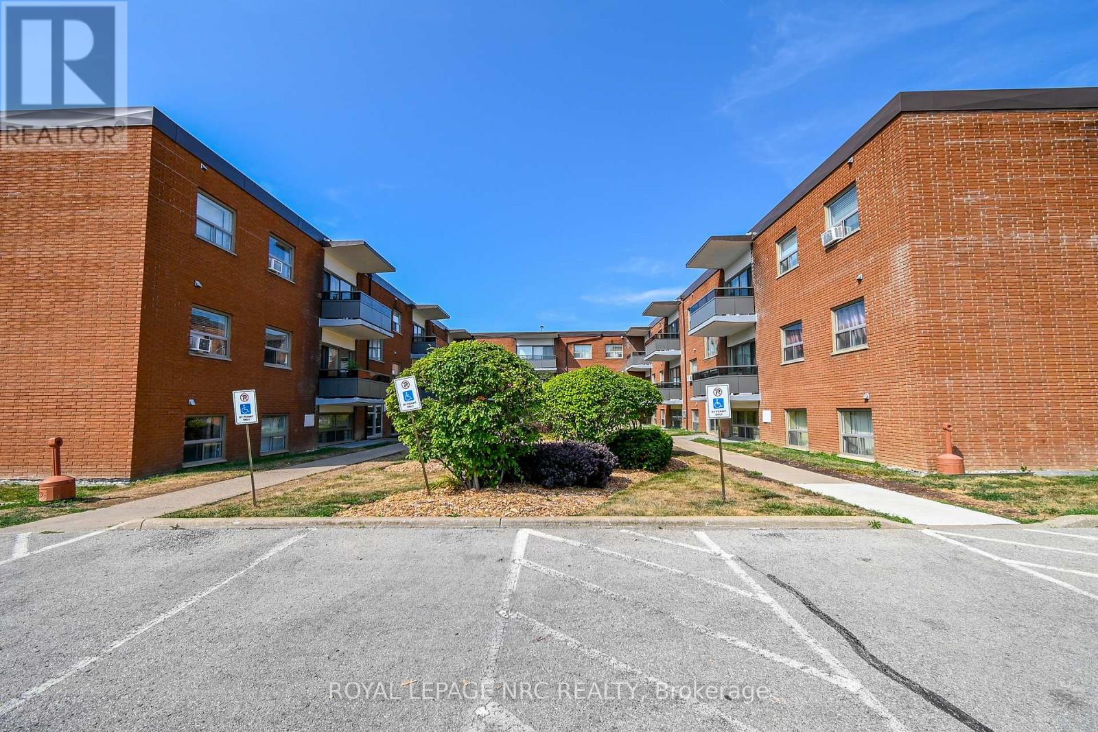 316 - 242 Oakdale Avenue, St. Catharines, Ontario  L2P 3K5 - Photo 28 - X12988012