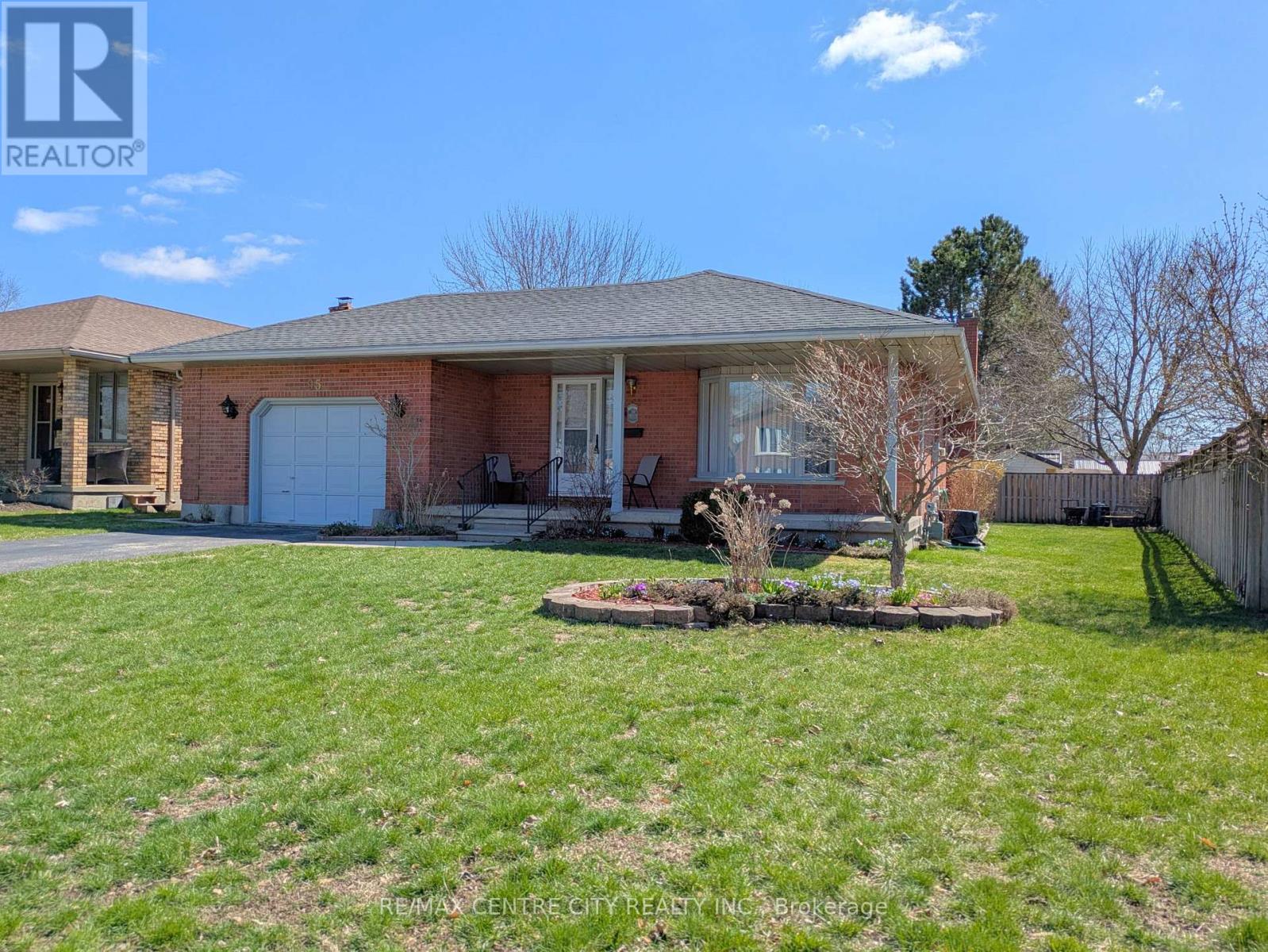 95 DUFFERIN STREET, Aylmer, Ontario