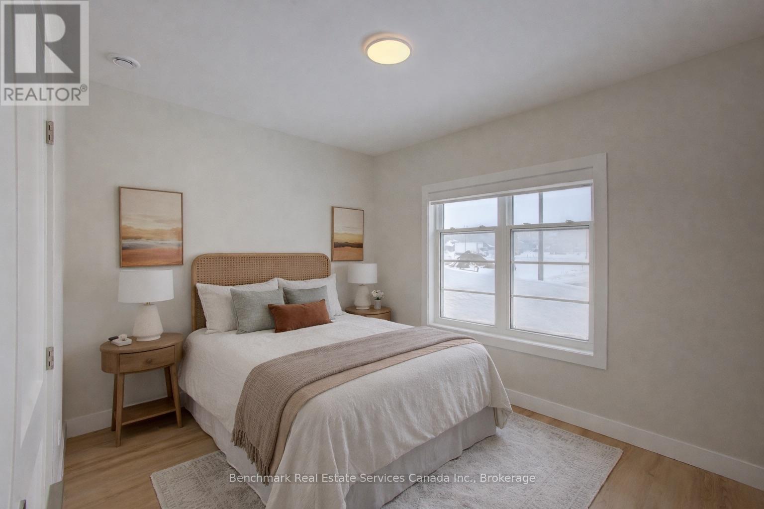 54 - 1182 Queen Street, Kincardine, Ontario  N2Z 1G4 - Photo 4 - X12988032