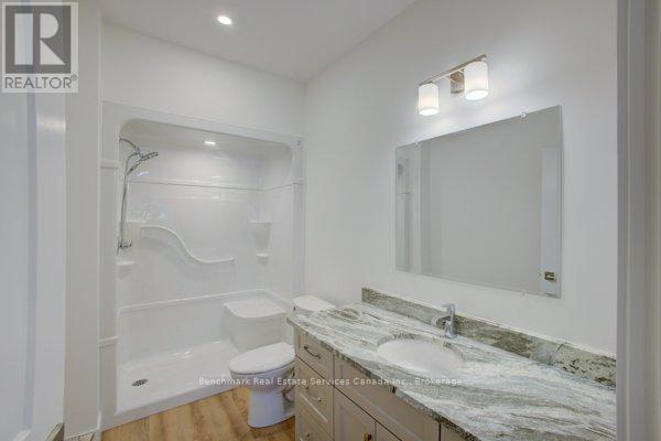 62 - 1182 Queen Street, Kincardine, Ontario  N2Z 1G4 - Photo 9 - X12988036