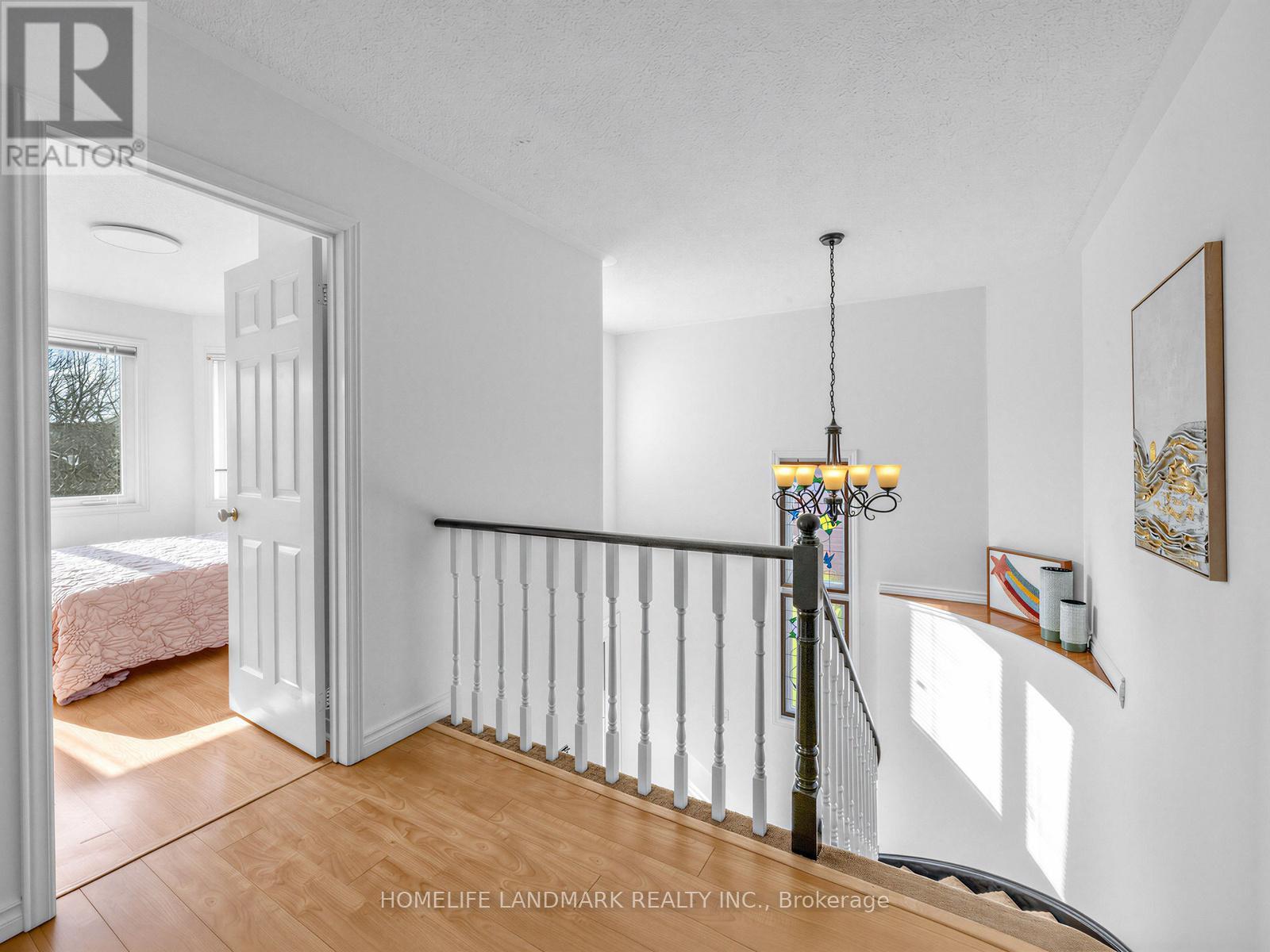 887 College Manor Drive, Newmarket, Ontario  L3Y 8G9 - Photo 14 - N12980712