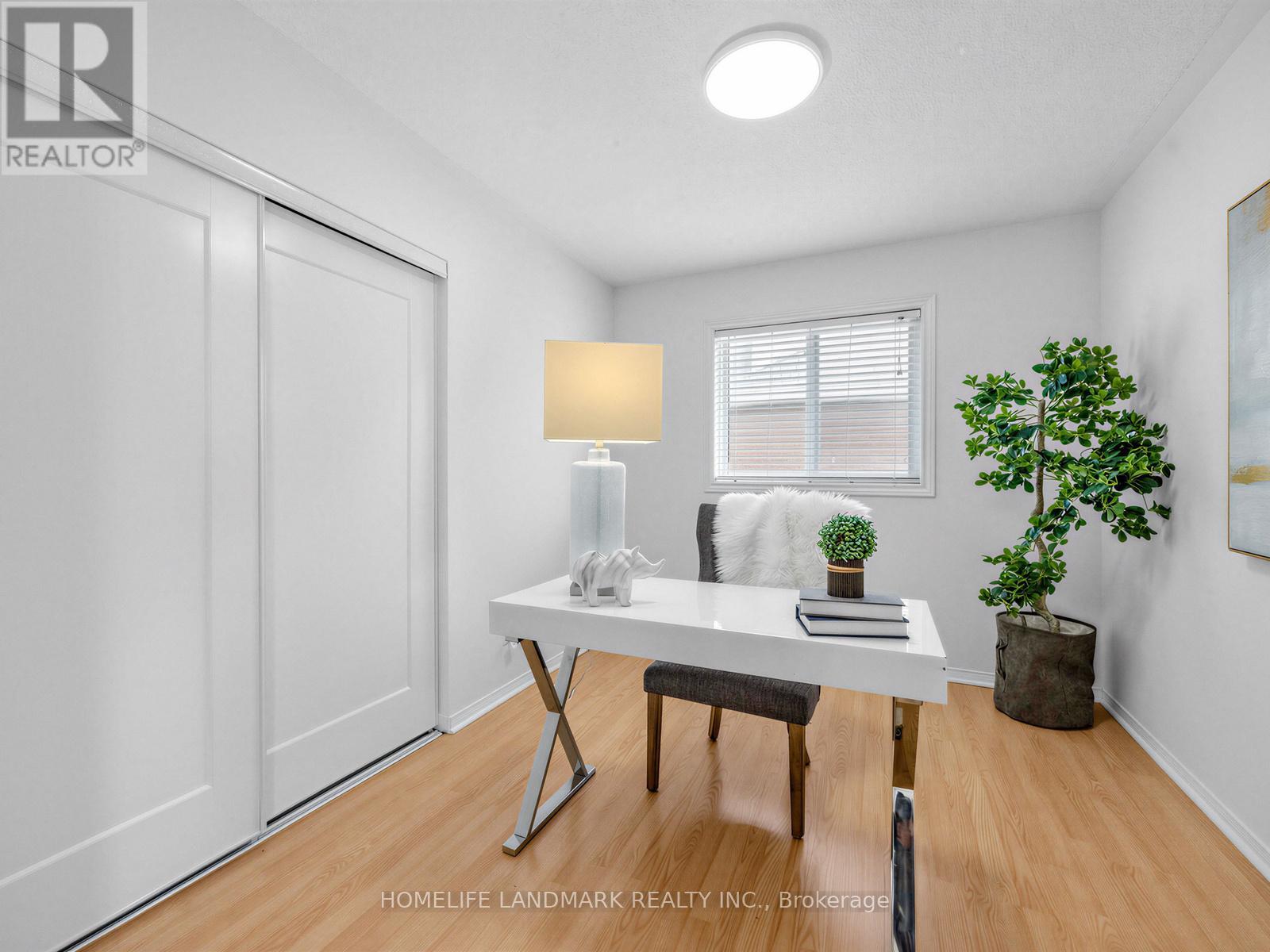 887 College Manor Drive, Newmarket, Ontario  L3Y 8G9 - Photo 17 - N12980712