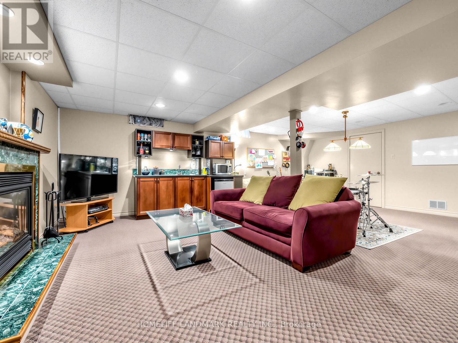 887 College Manor Drive, Newmarket, Ontario  L3Y 8G9 - Photo 26 - N12980712