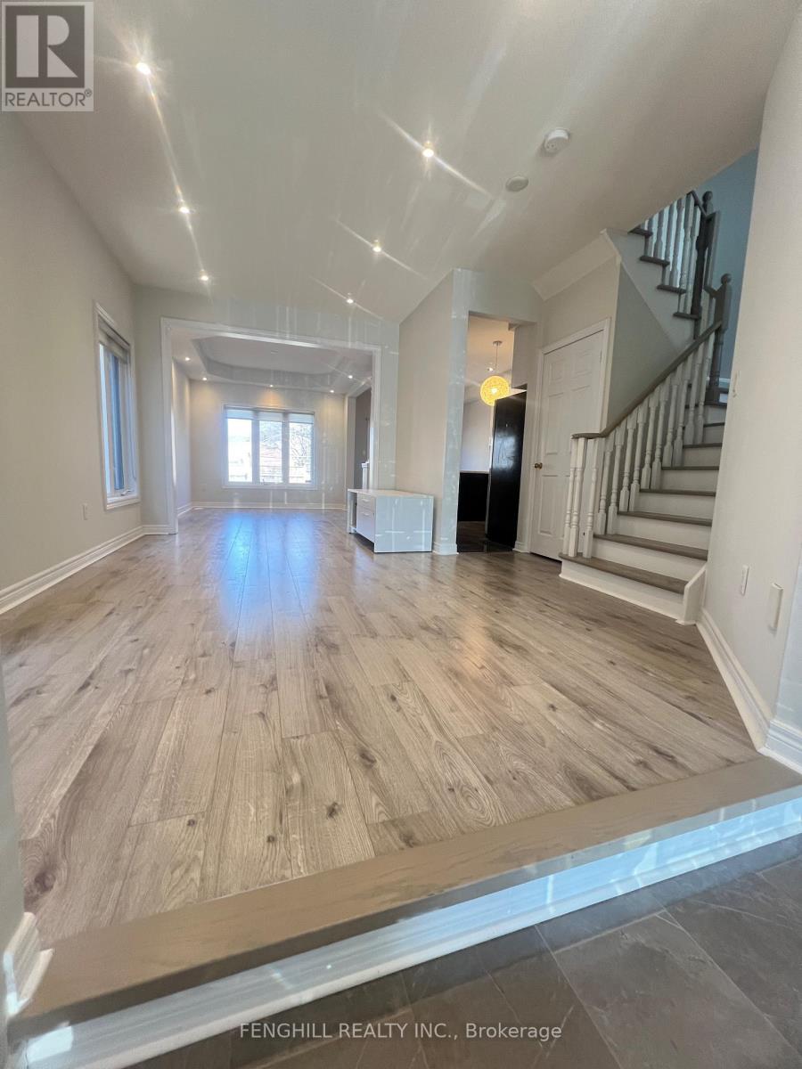 78 Autumn Hill Boulevard, Vaughan, Ontario  L4J 8Z1 - Photo 5 - N12988040