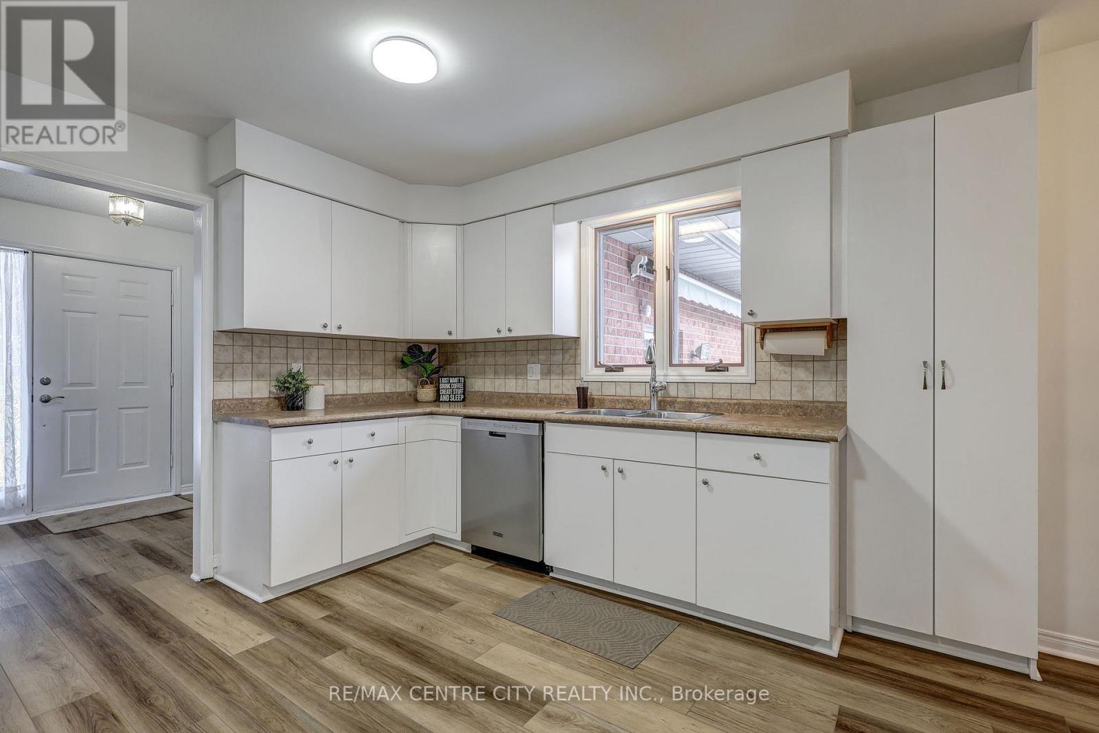 95 Dufferin Street, Aylmer, Ontario  N5H 2L9 - Photo 8 - X12906376