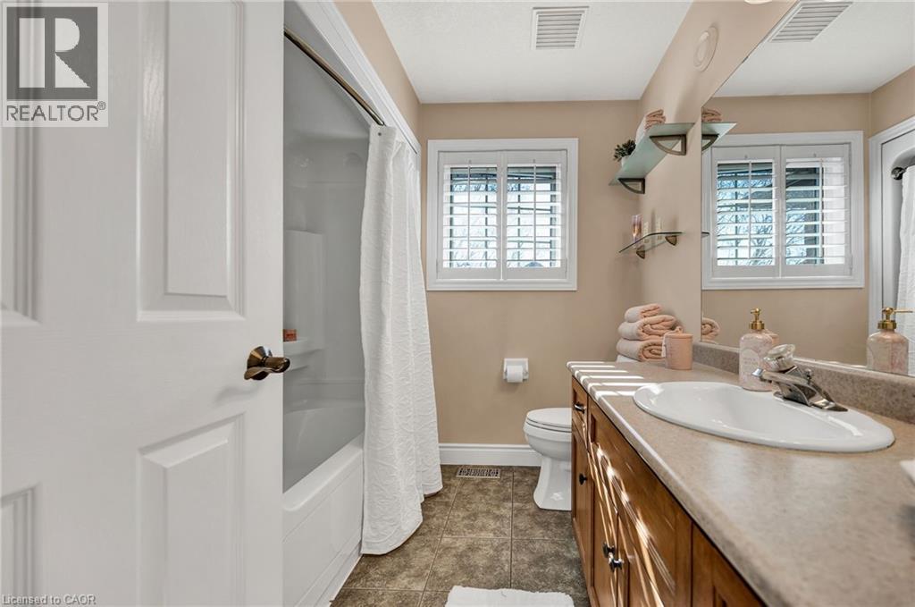 232 The Lions Gate, Waterloo, Ontario  N2L 6M5 - Photo 31 - 40814994