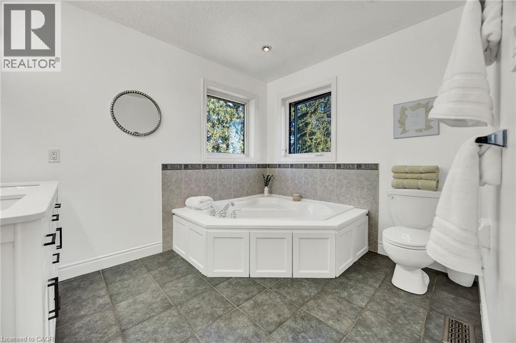 232 The Lions Gate, Waterloo, Ontario  N2L 6M5 - Photo 24 - 40814994