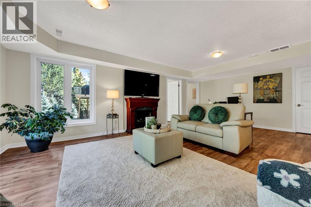 232 The Lions Gate, Waterloo, Ontario  N2L 6M5 - Photo 33 - 40814994