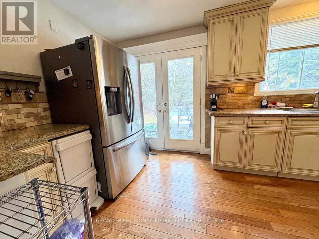 8460 17th Side Road, King, Ontario  L7E 5R7 - Photo 10 - N12918066