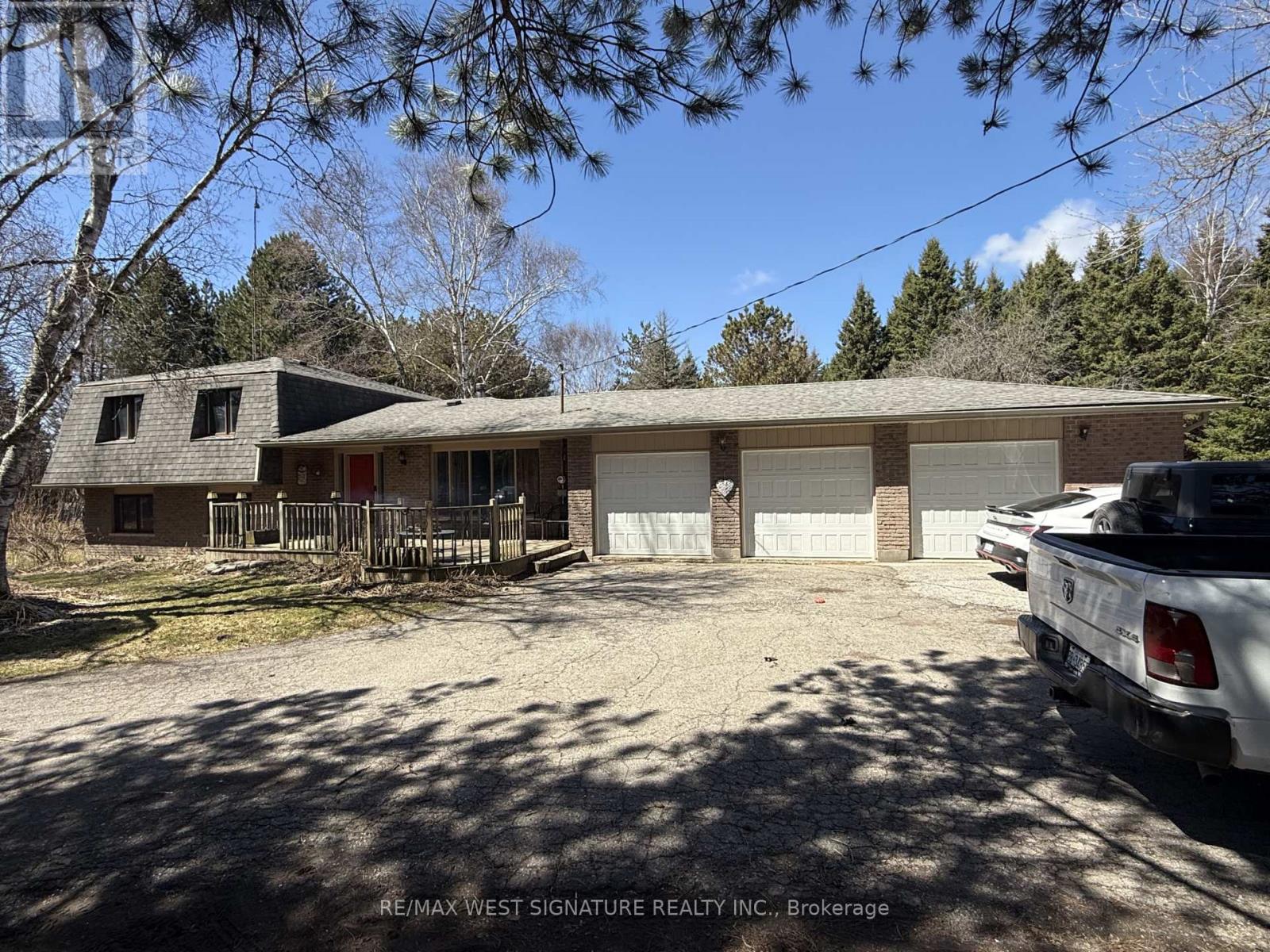 8460 17th Side Road, King, Ontario  L7E 5R7 - Photo 2 - N12918066