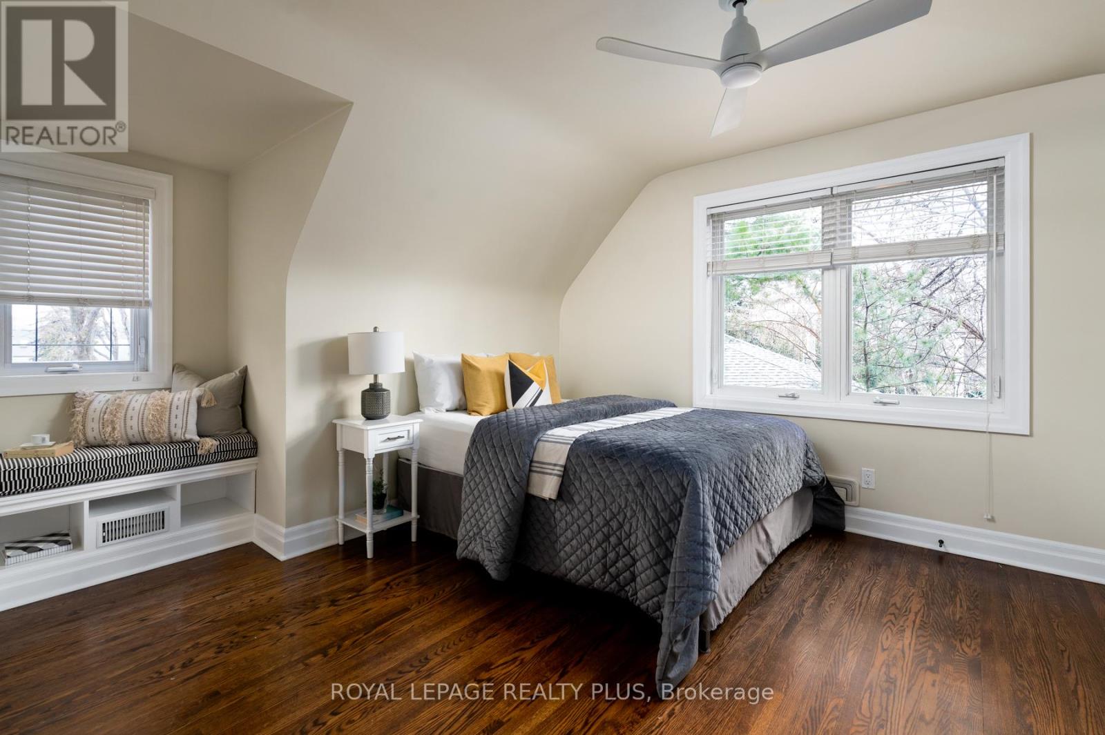 2184 Guthrie Lane, Mississauga, Ontario  L4Y 1W9 - Photo 27 - W12977720