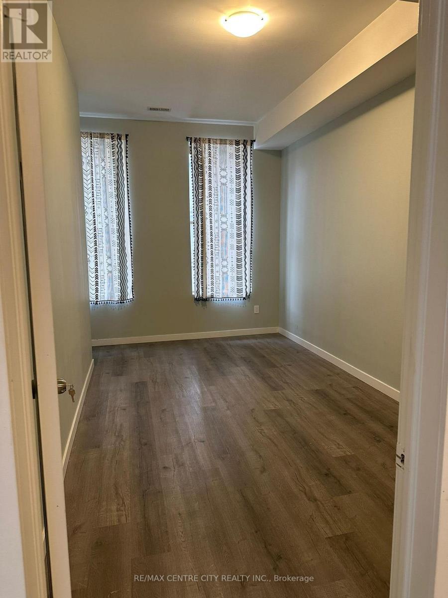 3 - 362 Richmond Street, London East, Ontario  N6A 3C3 - Photo 3 - X12830286