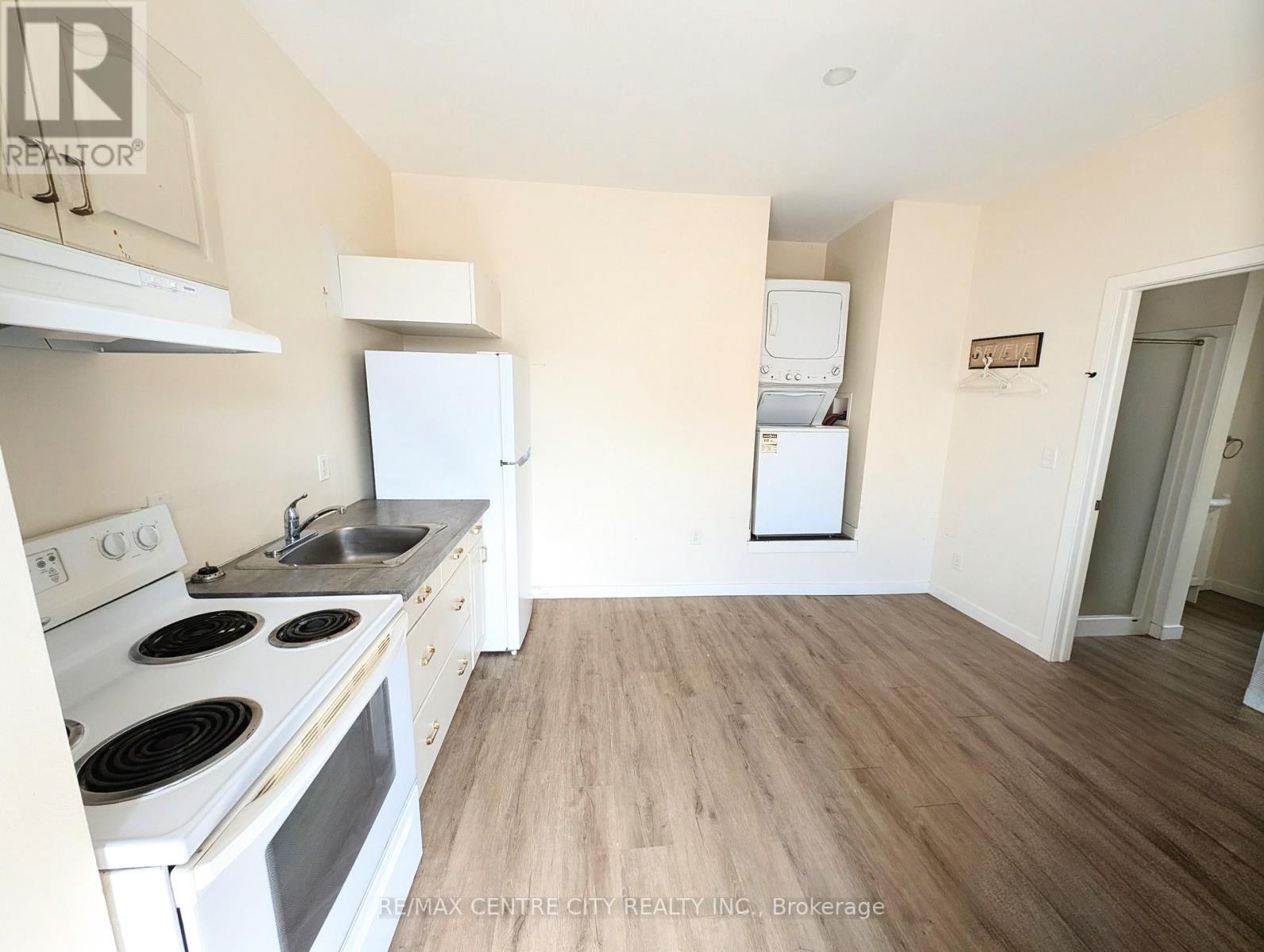 1 - 423 HAMILTON ROAD, London East, Ontario