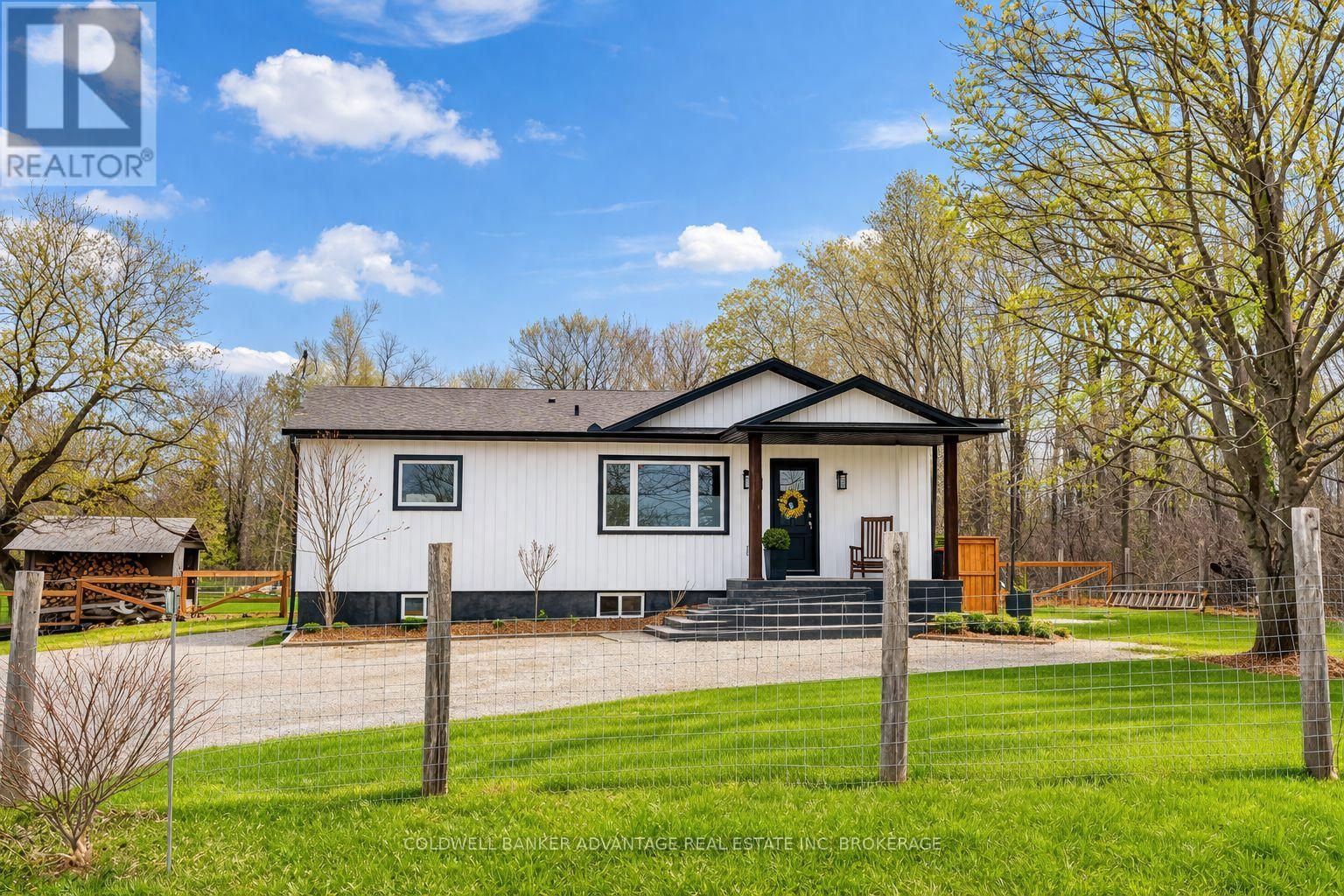 1013 Hwy 20 Highway W