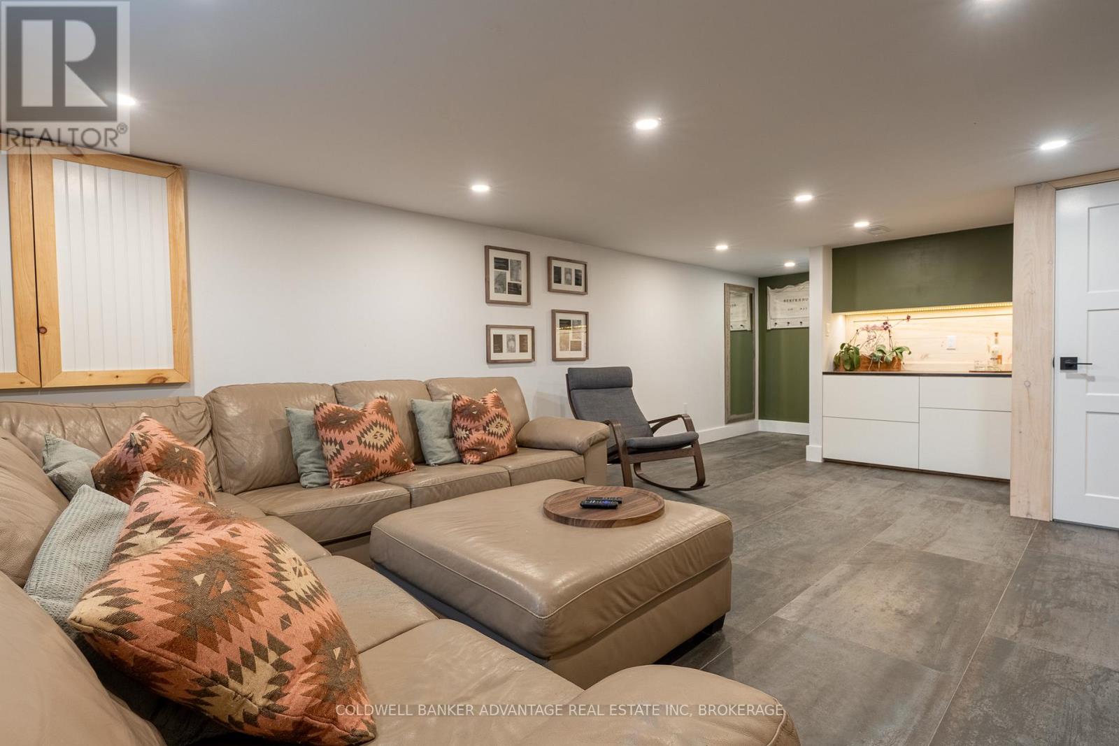 1013 Hwy 20 Highway W, Pelham, Ontario  L0C 1C0 - Photo 24 - X12988052