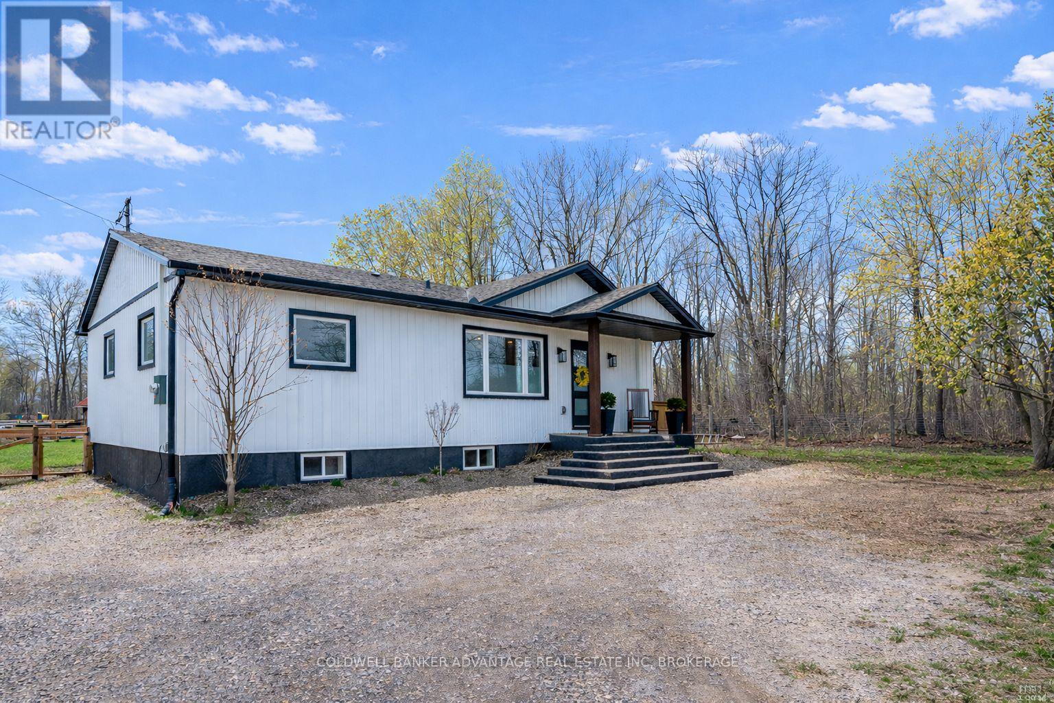 1013 Hwy 20 Highway W, Pelham, Ontario  L0C 1C0 - Photo 6 - X12988052