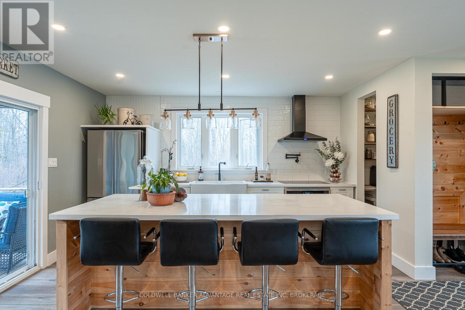 1013 Hwy 20 Highway W, Pelham, Ontario  L0C 1C0 - Photo 8 - X12988052