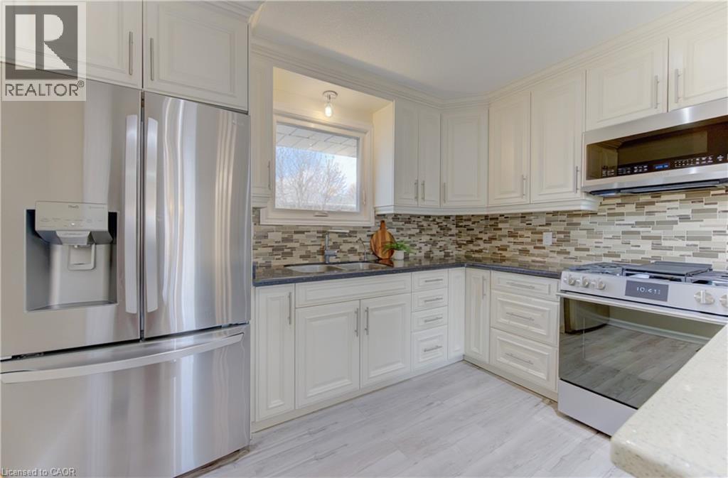 117 Erinbrook Drive, Kitchener, Ontario  N2E 3C4 - Photo 13 - 40815158