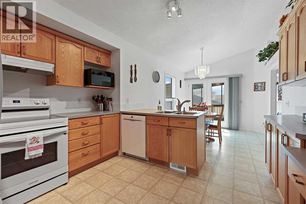 272 Saddlemead Road Ne, Calgary, Alberta  T3J 4J4 - Photo 8 - A2298441