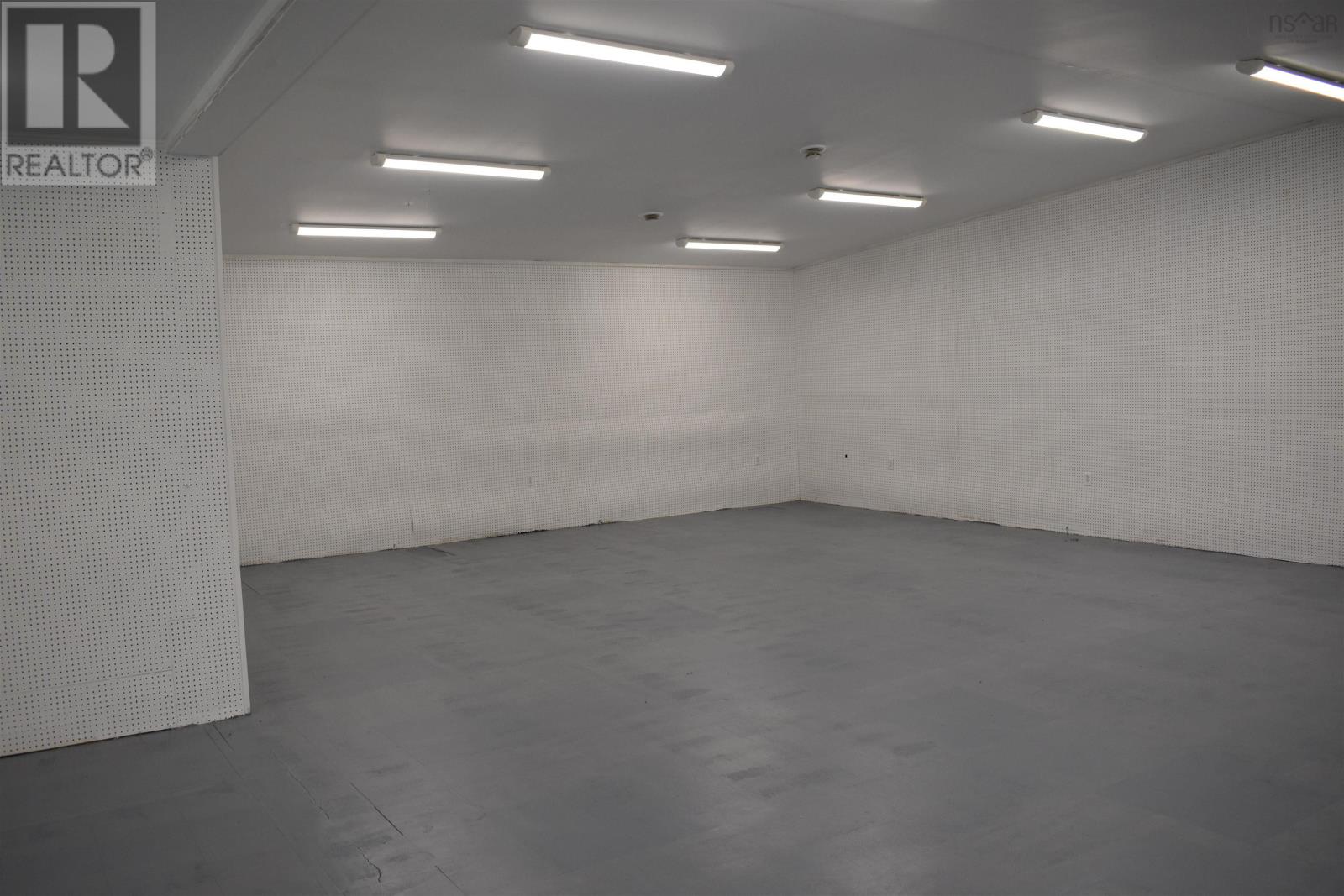 8 Bayview Road, Ingonish, Nova Scotia  B0C 1K0 - Photo 13 - 202607103