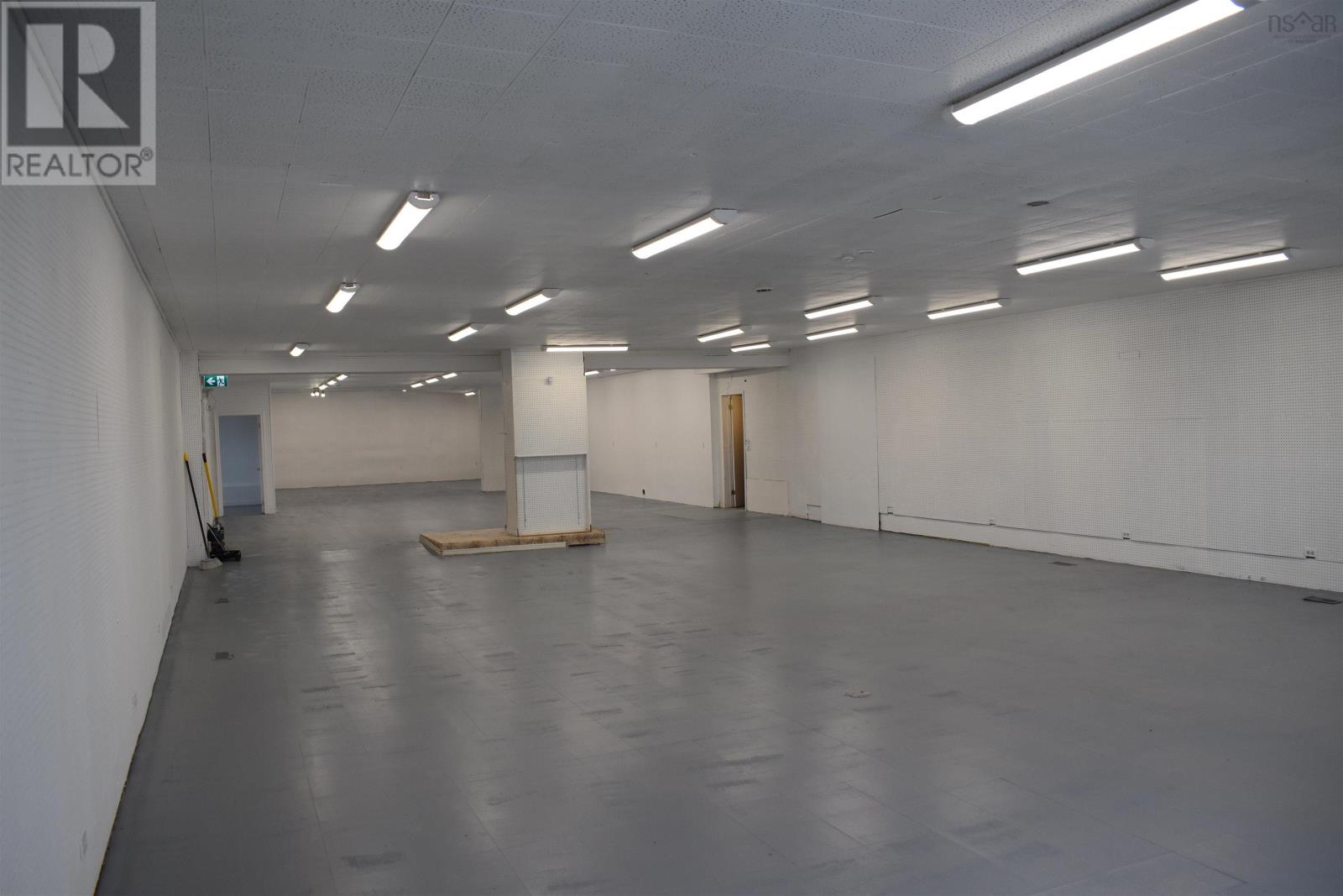 8 Bayview Road, Ingonish, Nova Scotia  B0C 1K0 - Photo 3 - 202607103