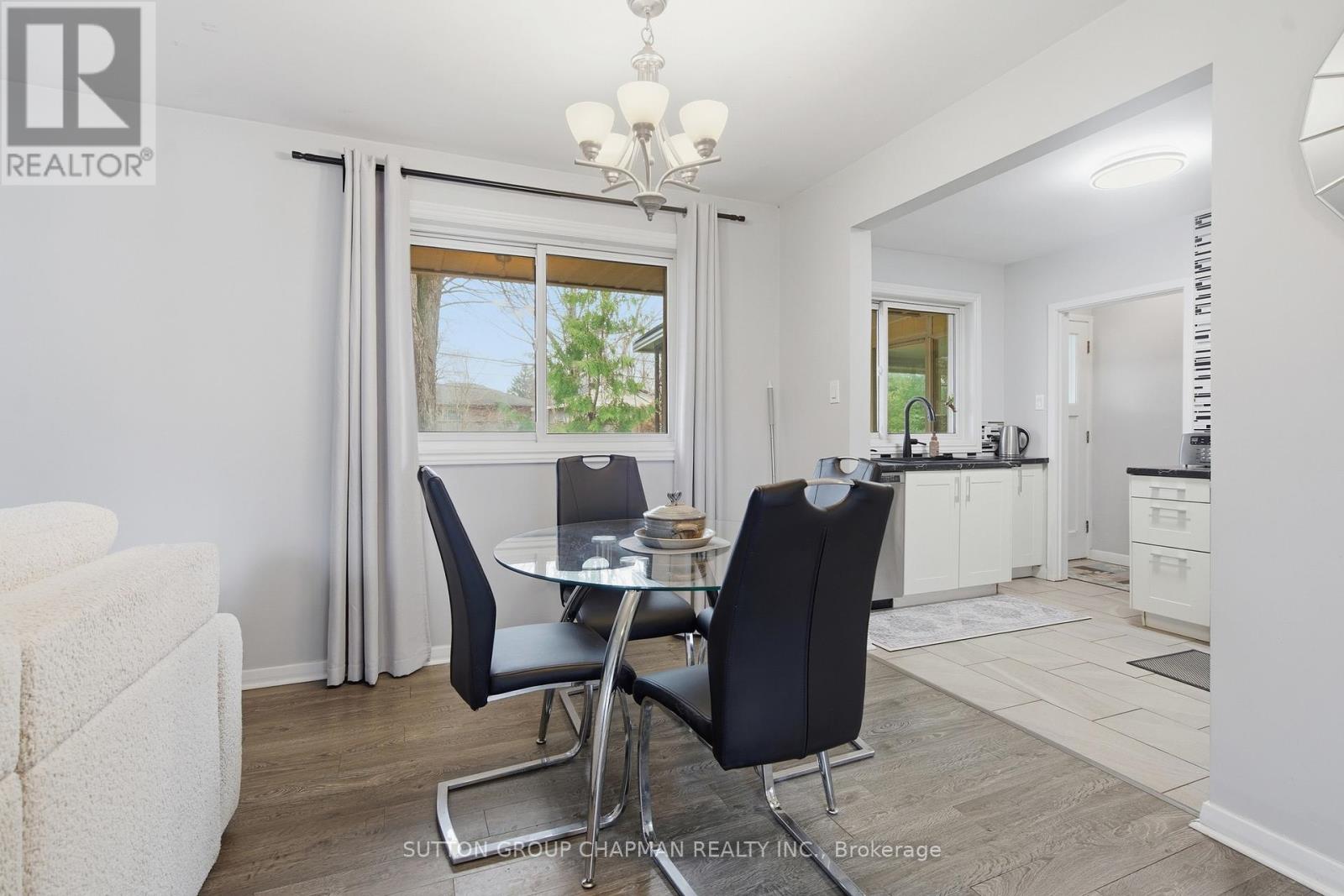666 Santa Monica Road, London North, Ontario  N6H 3W1 - Photo 6 - X12988098