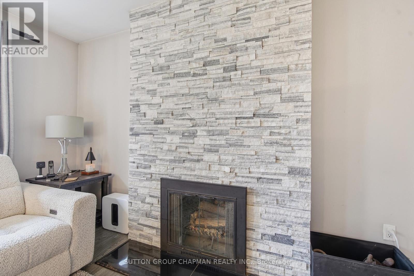 666 Santa Monica Road, London North, Ontario  N6H 3W1 - Photo 9 - X12988098