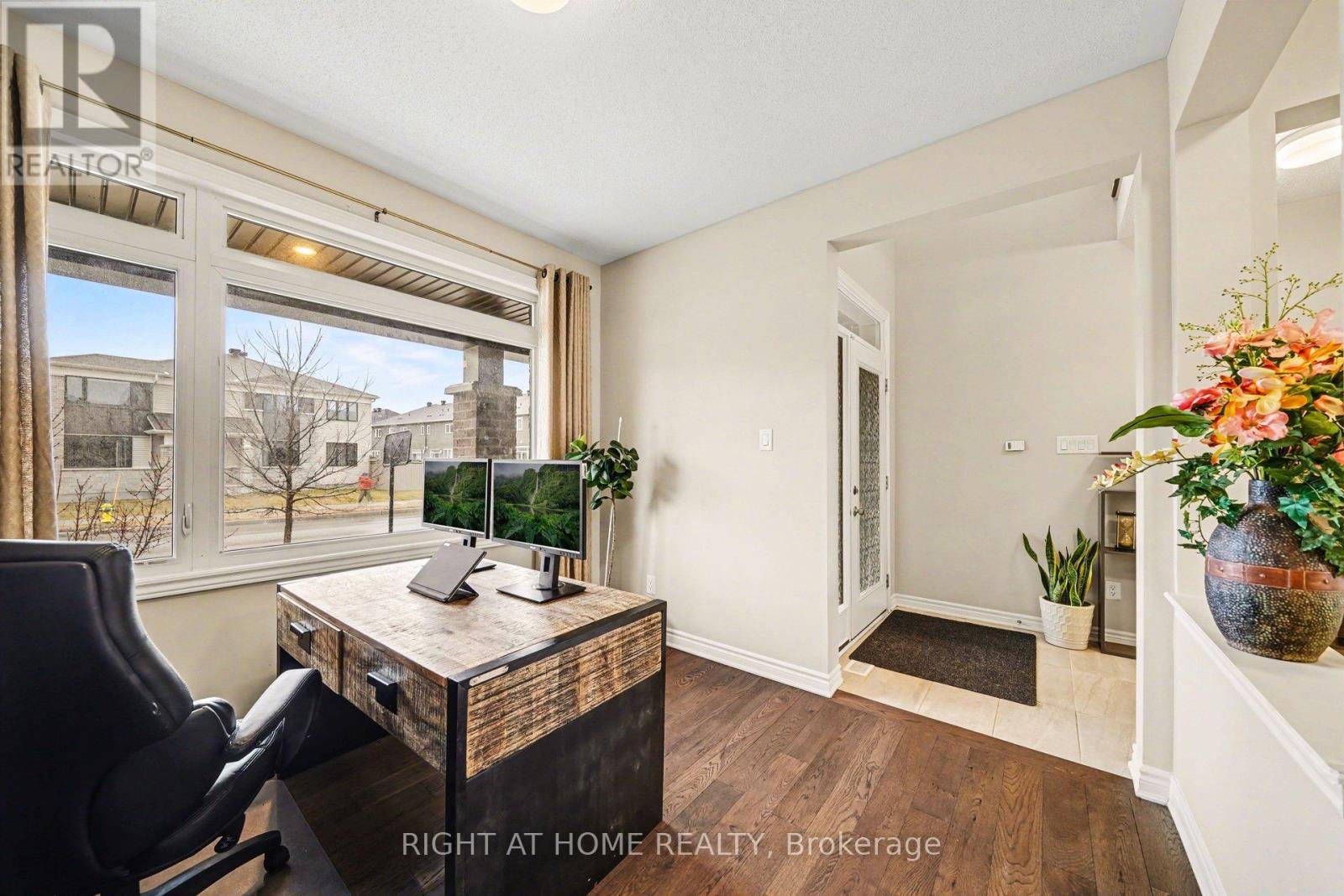 1089 Apolune Street, Ottawa, Ontario  K2J 6N8 - Photo 5 - X12988076