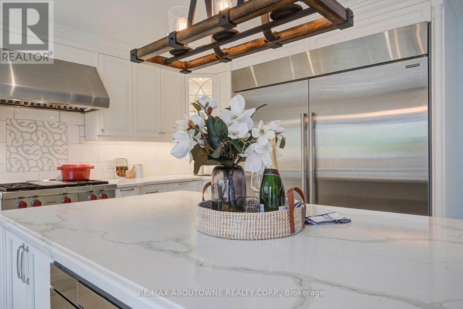 1328 King Henry Court, Oakville, Ontario  L6M 2Y6 - Photo 17 - W12982572