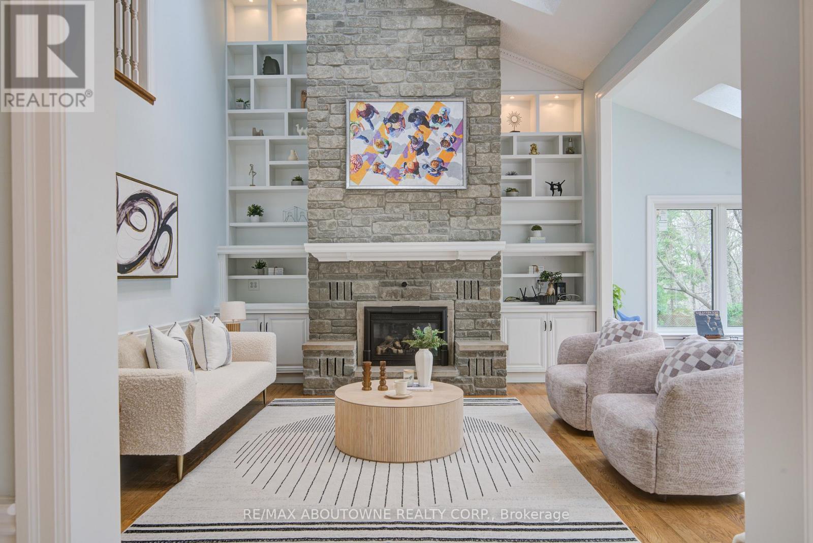 1328 King Henry Court, Oakville, Ontario  L6M 2Y6 - Photo 21 - W12982572