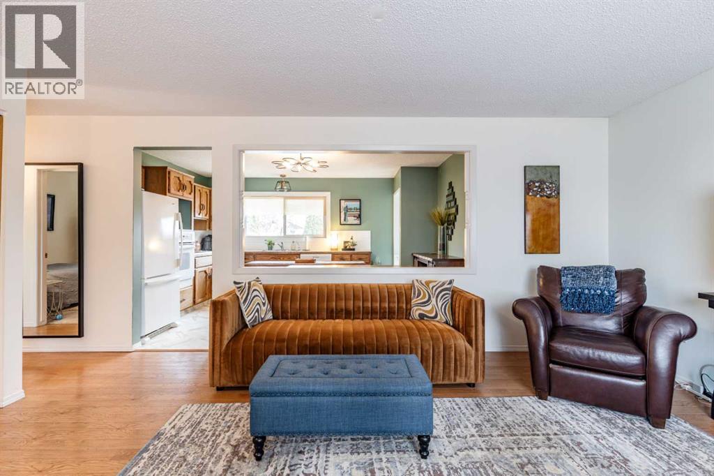 535 12 Street Nw, Medicine Hat, Alberta  T1A 6R3 - Photo 6 - A2300266