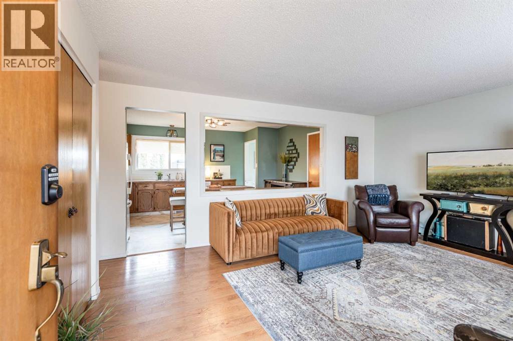 535 12 Street Nw, Medicine Hat, Alberta  T1A 6R3 - Photo 4 - A2300266