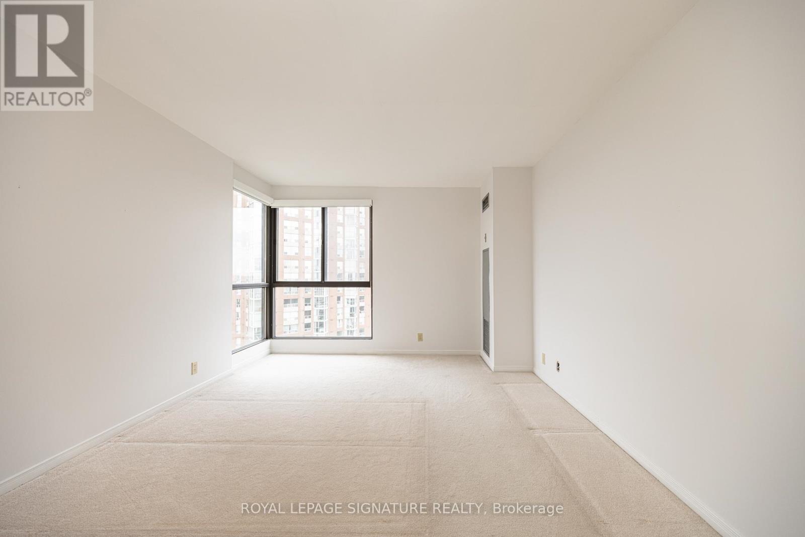 2004 - 3 Concorde Place, Toronto, Ontario  M3C 3K7 - Photo 14 - C12988096