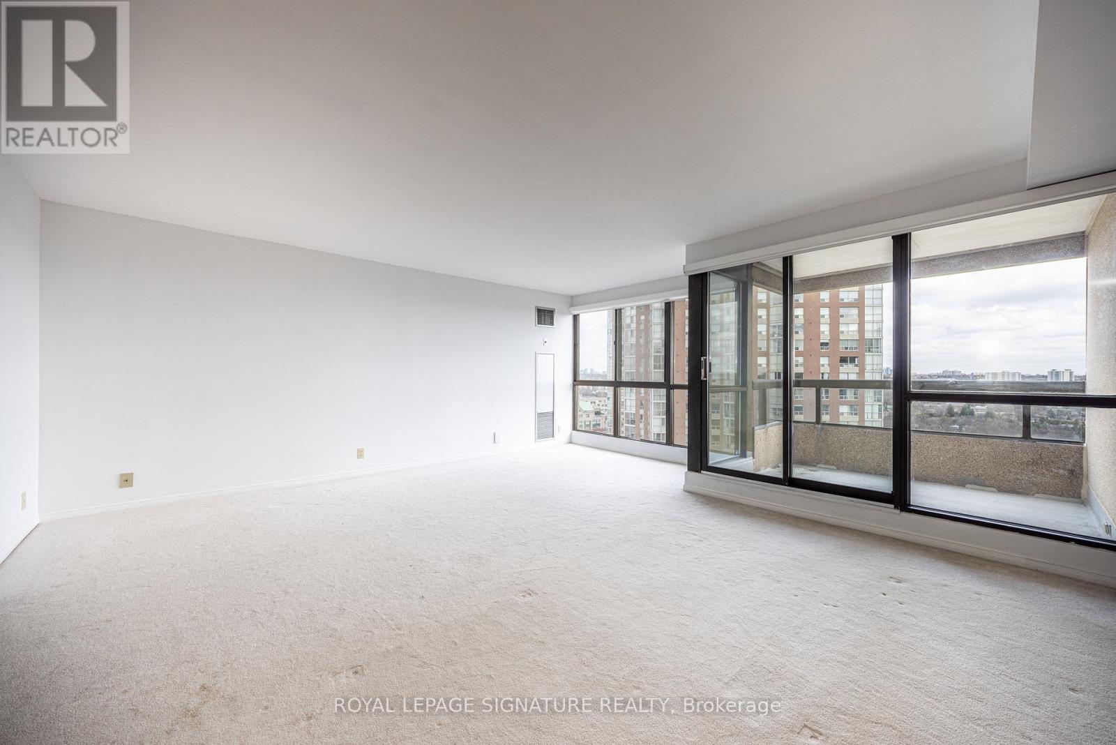 2004 - 3 Concorde Place, Toronto, Ontario  M3C 3K7 - Photo 25 - C12988096