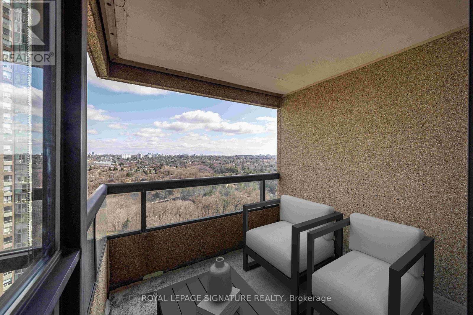 2004 - 3 Concorde Place, Toronto, Ontario  M3C 3K7 - Photo 6 - C12988096