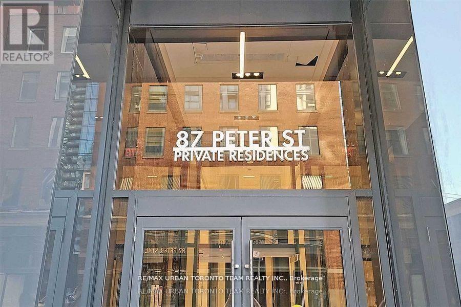 817 - 87 Peter Street, Toronto, Ontario  M5V 0P1 - Photo 2 - C12988102