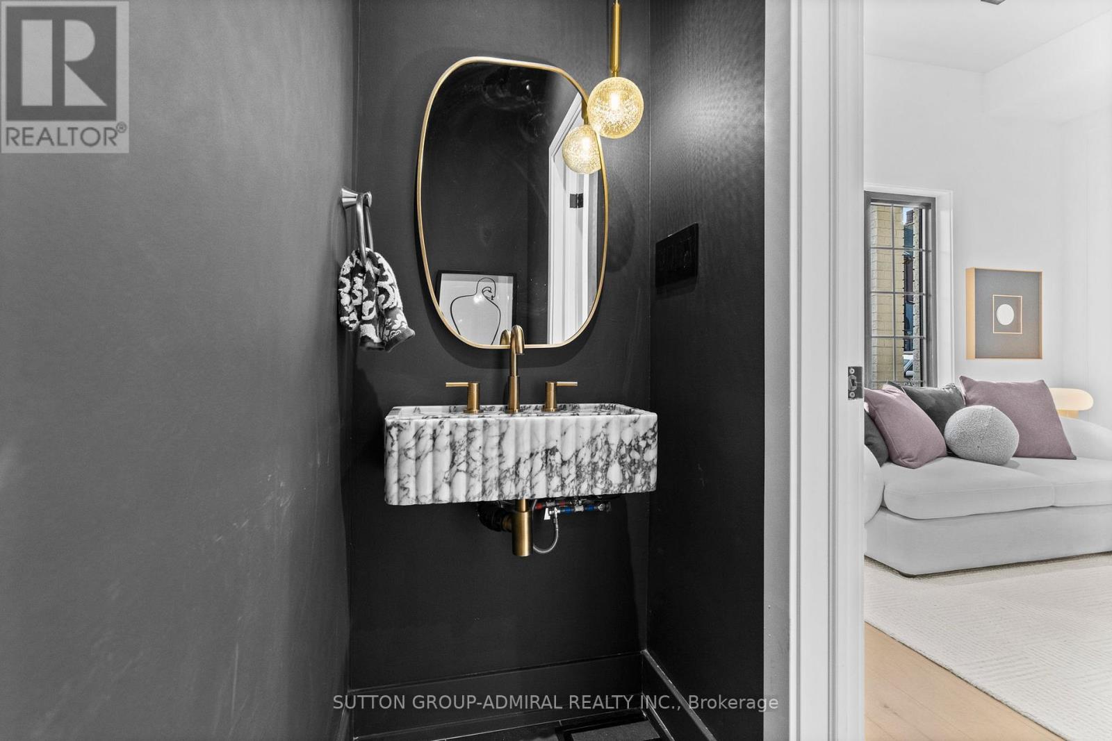 25 Coolmine Road, Toronto, Ontario  M6J 3G1 - Photo 18 - C12978416