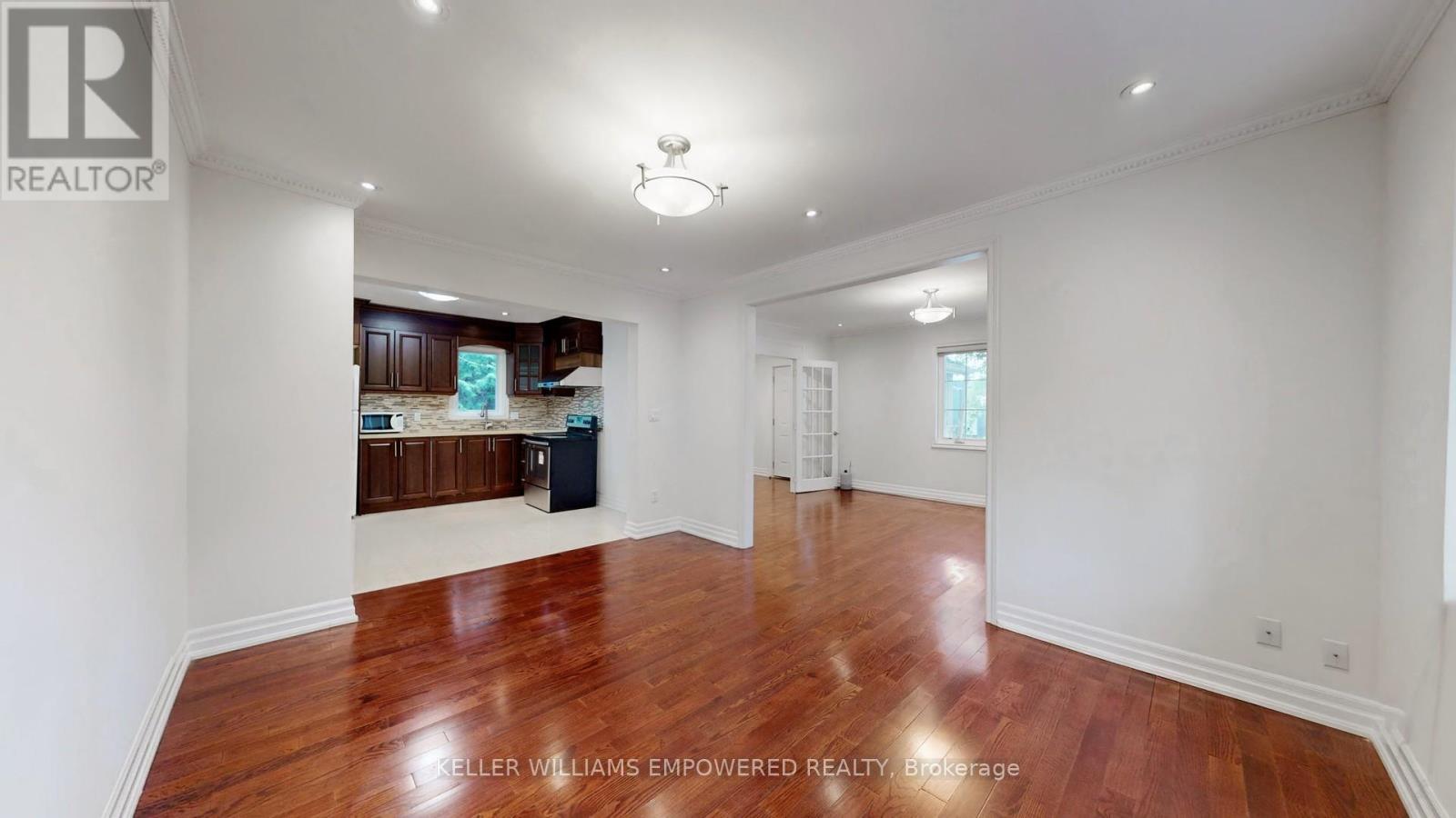 98 Glen Cameron Road, Markham, Ontario  L3T 1P8 - Photo 11 - N12988074