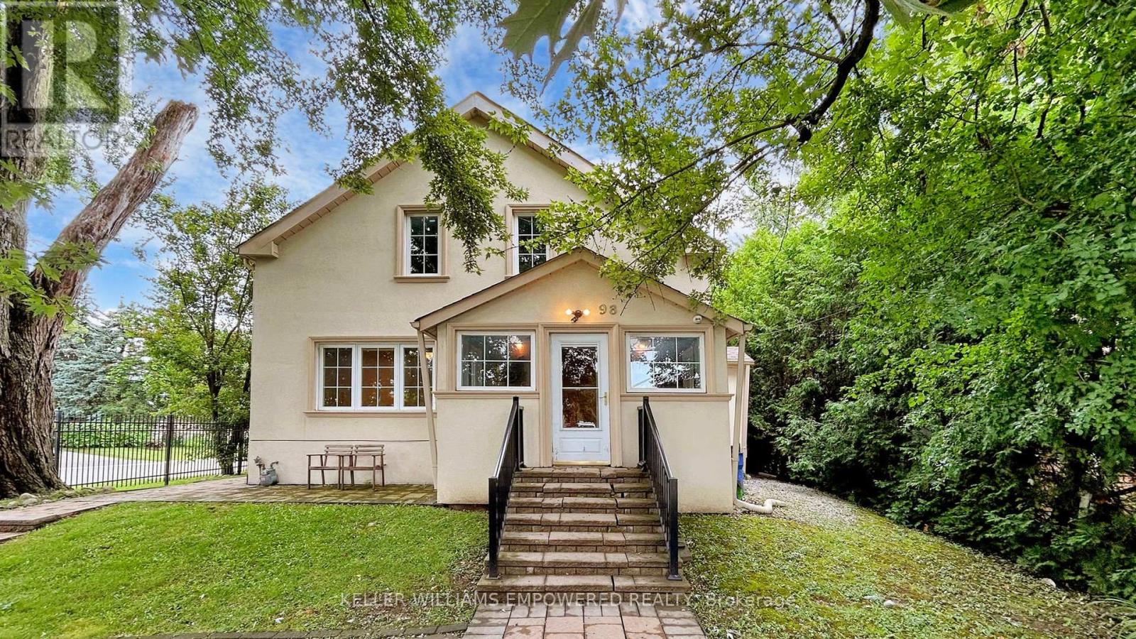 98 Glen Cameron Road, Markham, Ontario  L3T 1P8 - Photo 3 - N12988074