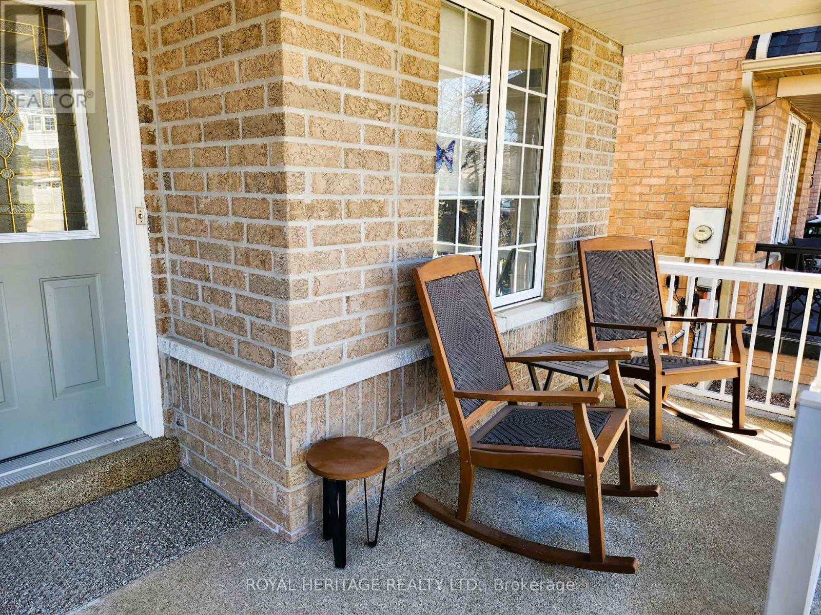 127 Knapton Drive, Newmarket, Ontario  L3X 3B3 - Photo 2 - N12843198