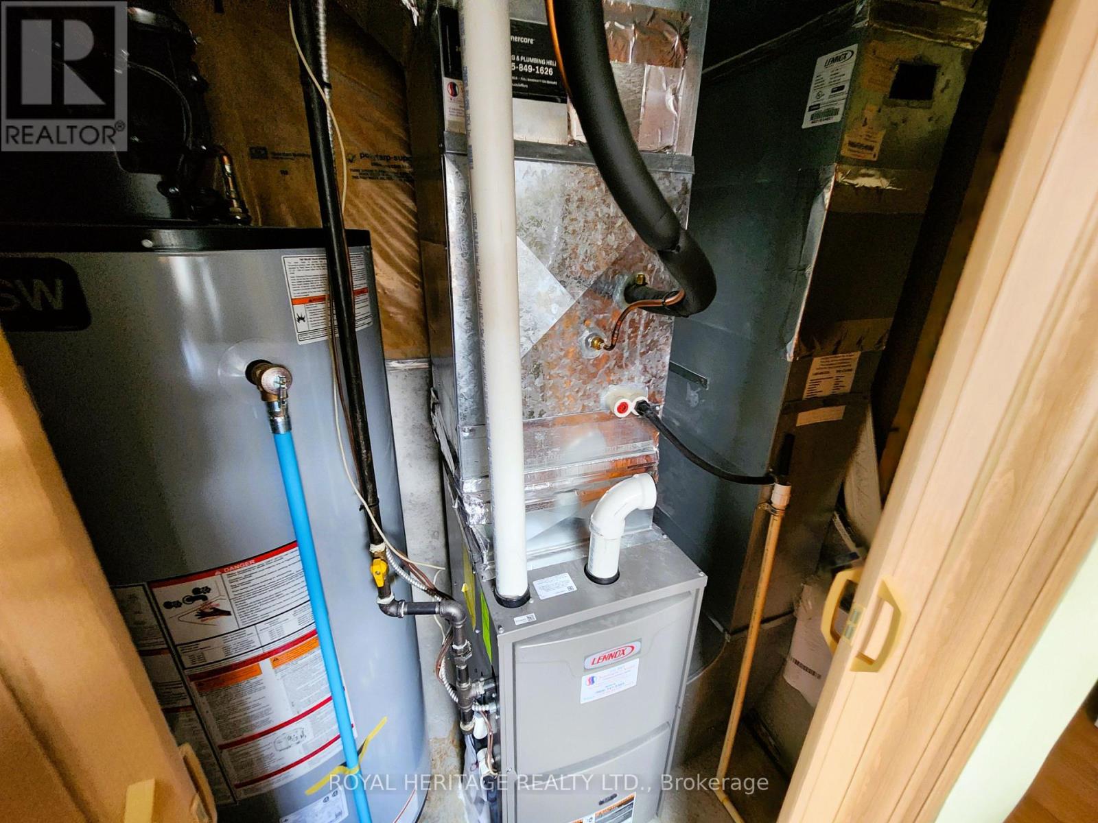 127 Knapton Drive, Newmarket, Ontario  L3X 3B3 - Photo 27 - N12843198