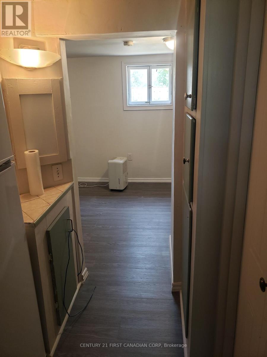 72 Lyman Street, London East, Ontario  N5Y 1M6 - Photo 12 - X12873188