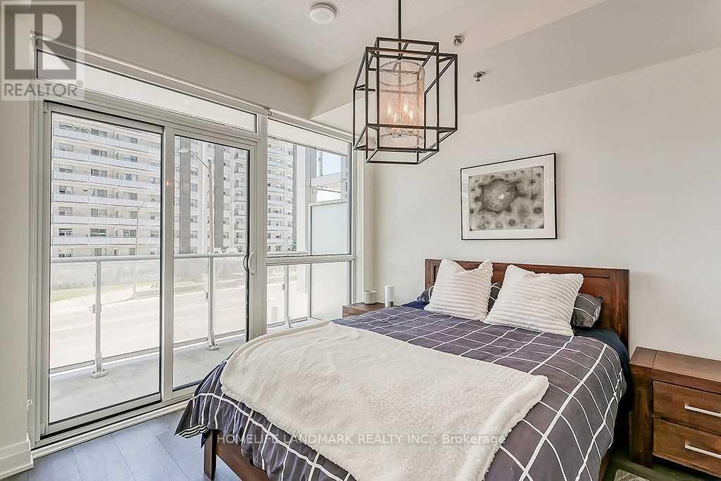 205 - 55 Speers Road, Oakville, Ontario  L6K 3R6 - Photo 24 - W12988066