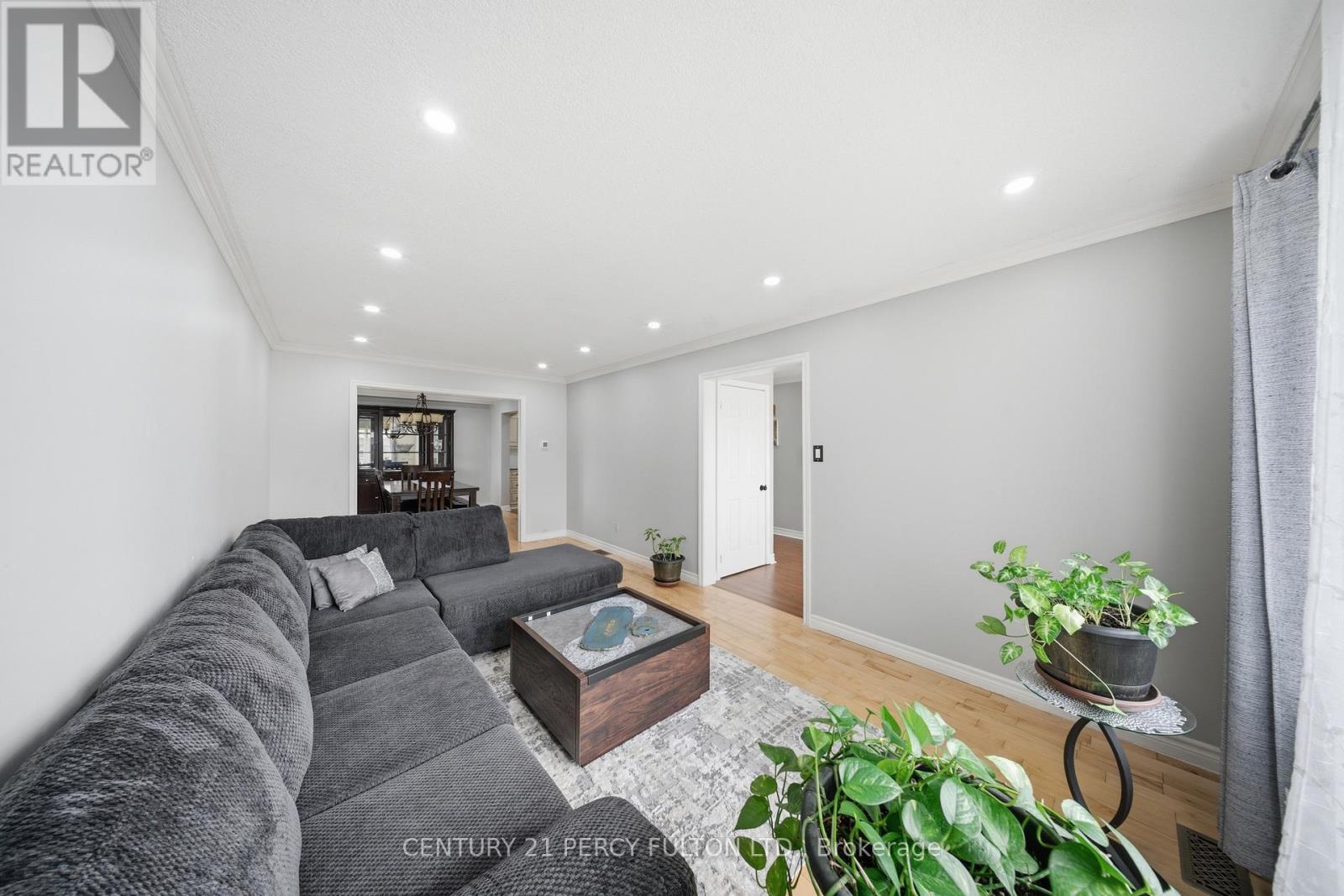 1853 Mapleridge Drive, Peterborough, Ontario  K9K 1R1 - Photo 9 - X12988072