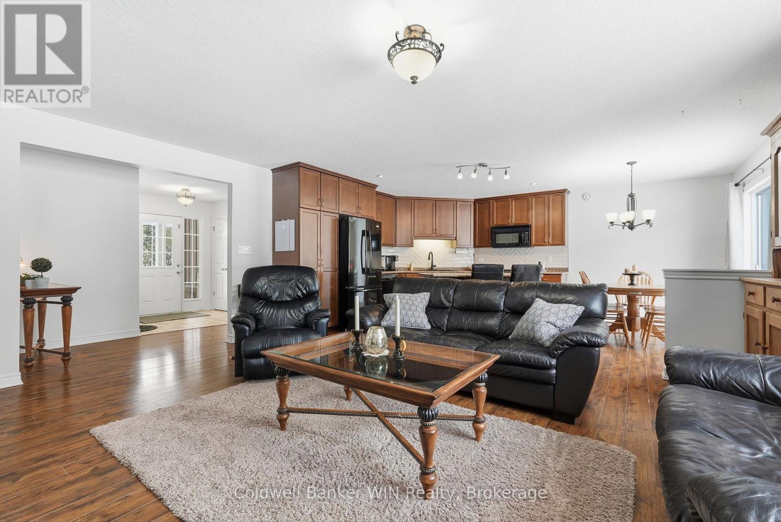 113 Scotts Hill Road, West Grey, Ontario  N4N 3B8 - Photo 4 - X12725116