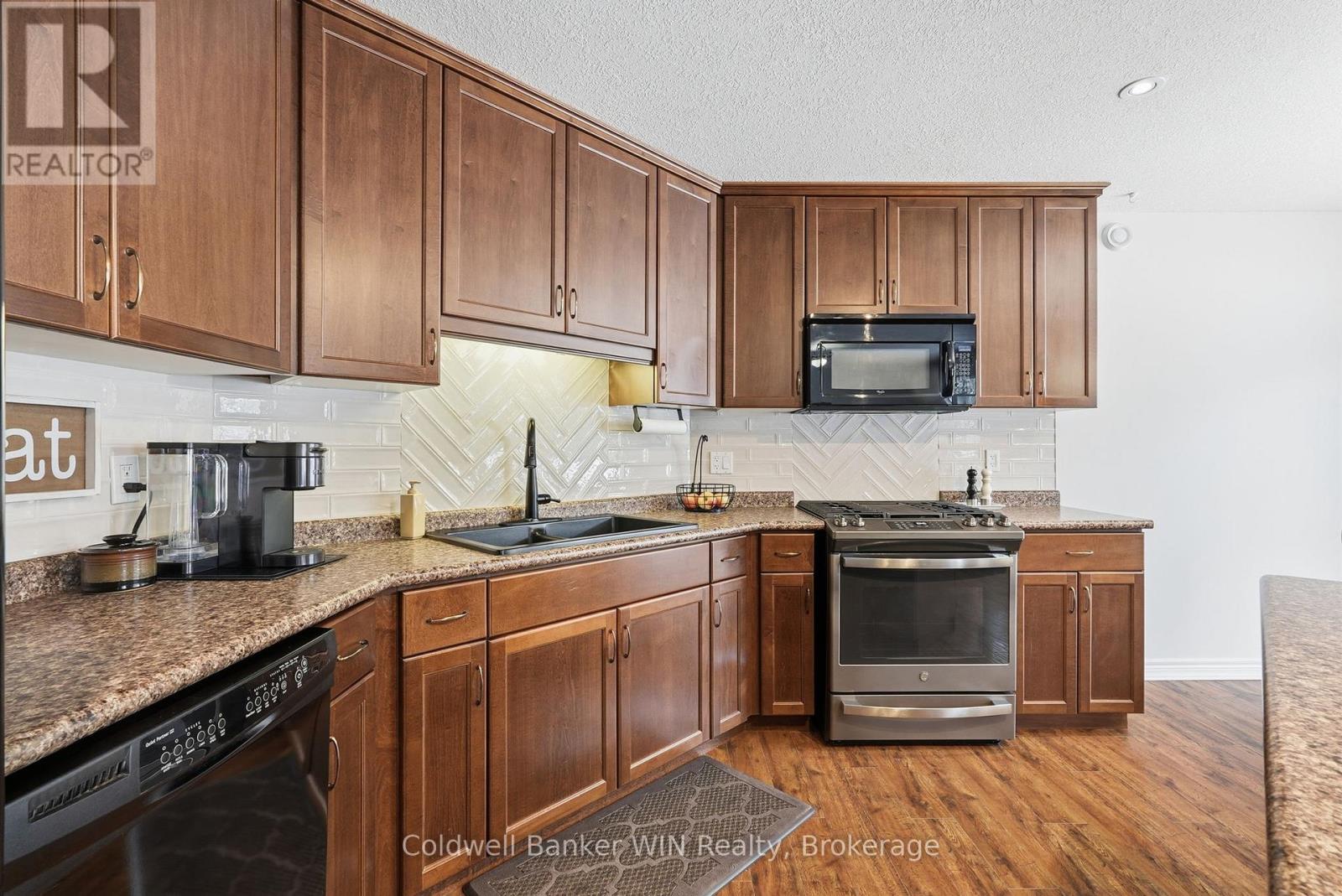 113 Scotts Hill Road, West Grey, Ontario  N4N 3B8 - Photo 9 - X12725116