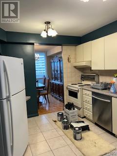 704 - 150 Neptune Drive, Toronto, Ontario  M6A 2Y9 - Photo 3 - C12979876