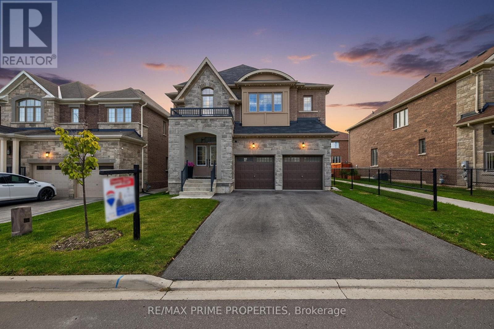 32 FREDERICK TAYLOR WAY, East Gwillimbury, Ontario