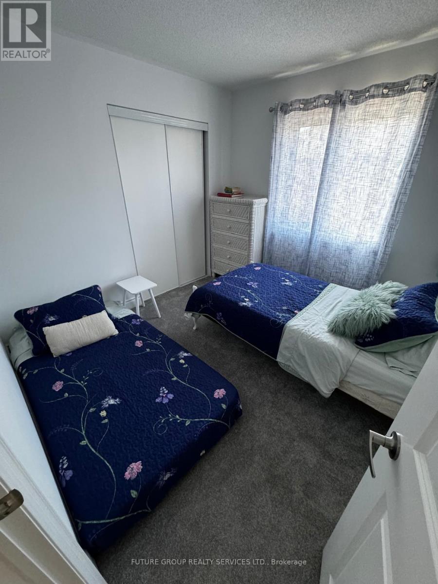 40 Autumn Drive, Wasaga Beach, Ontario  L0M 1S0 - Photo 15 - S12987916