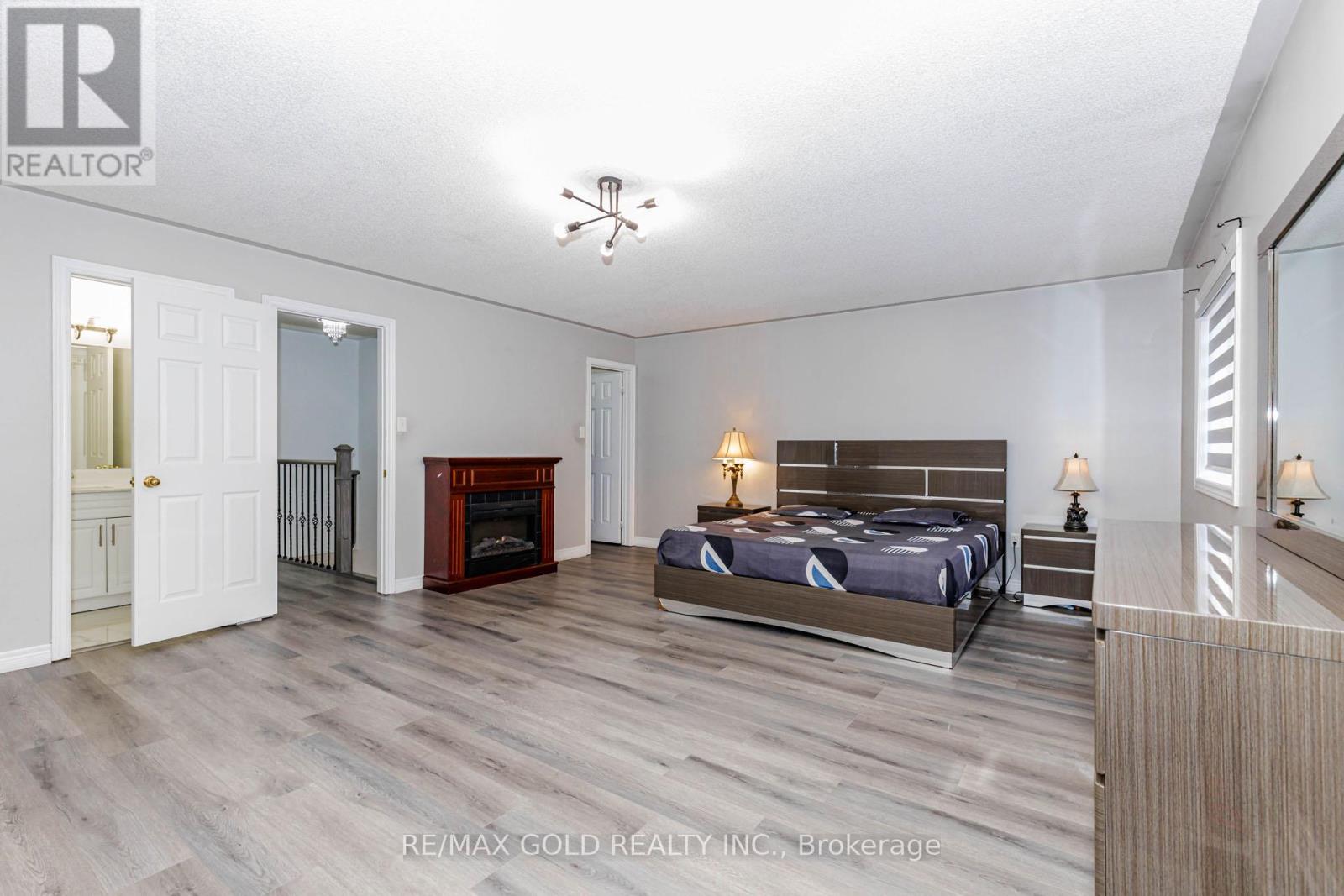 93 Footbridge Crescent, Brampton, Ontario L6R 0T9 - Photo 24 - W12987860